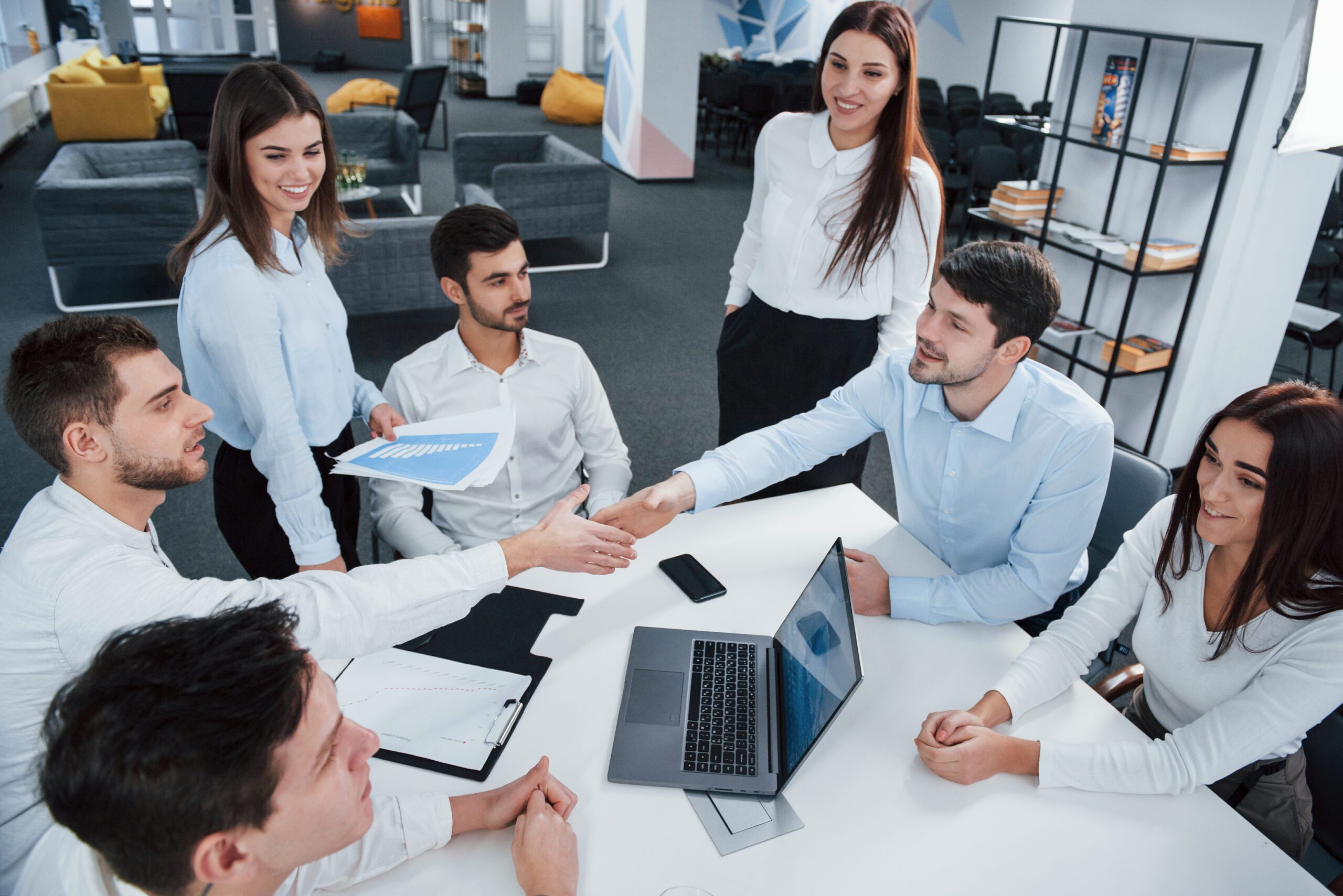 EOR Vs. Staffing Agency