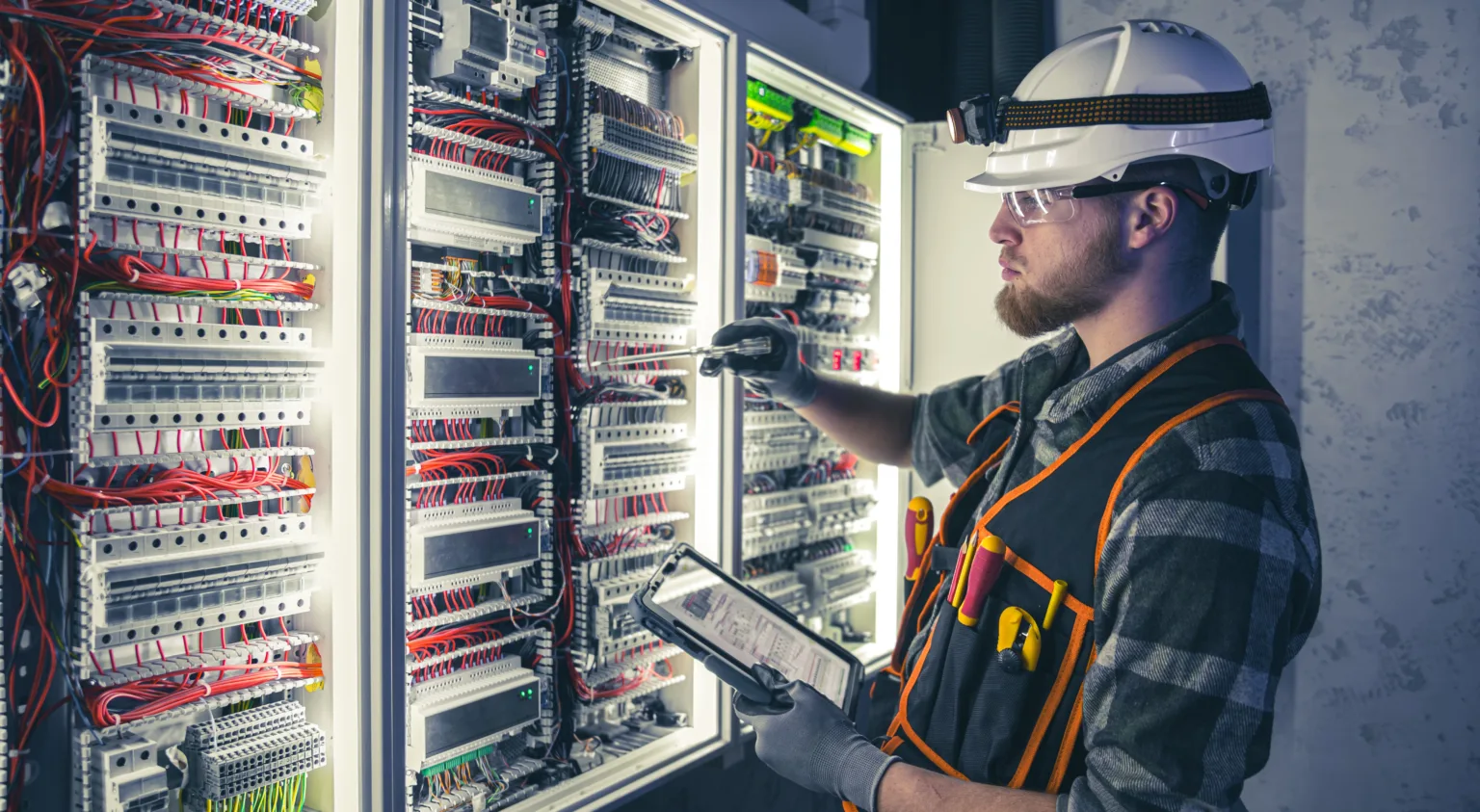 Hiring Telecom Engineer